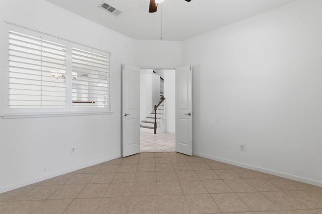 66 Hidden Meadow Drive, The Woodlands, TX 77382