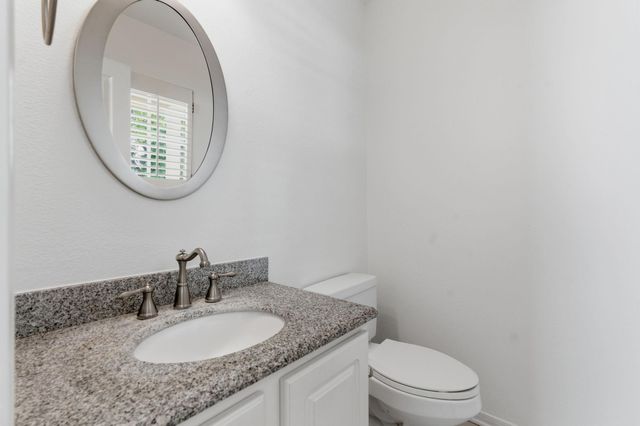 66 Hidden Meadow Drive, The Woodlands, TX 77382