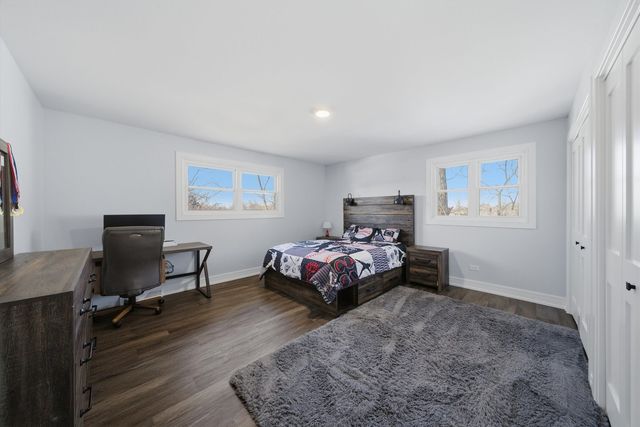 5721 Vial Parkway, La Grange Highlands, IL 60525