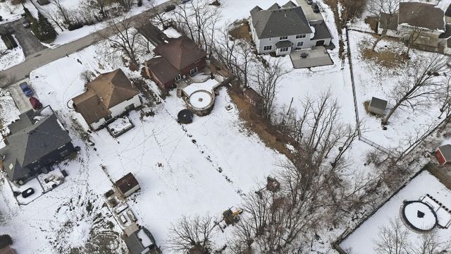 5721 Vial Parkway, La Grange Highlands, IL 60525