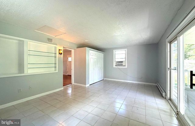 13807 EASTLAND ST, Rockville, MD 20853