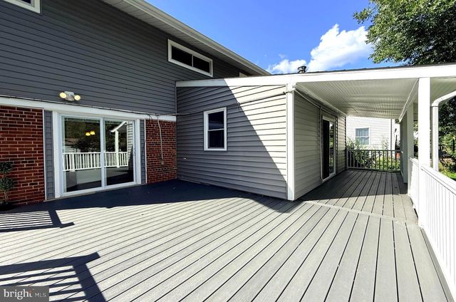 13807 EASTLAND ST, Rockville, MD 20853