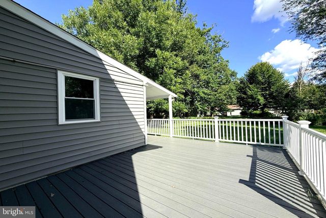 13807 EASTLAND ST, Rockville, MD 20853