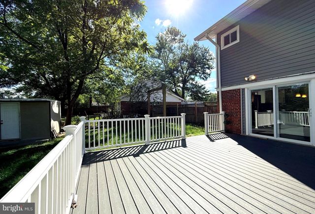 13807 EASTLAND ST, Rockville, MD 20853