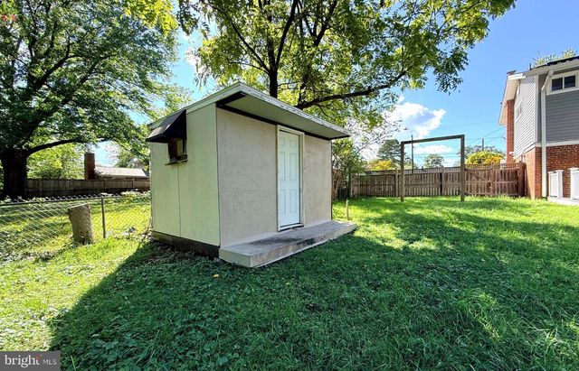 13807 EASTLAND ST, Rockville, MD 20853