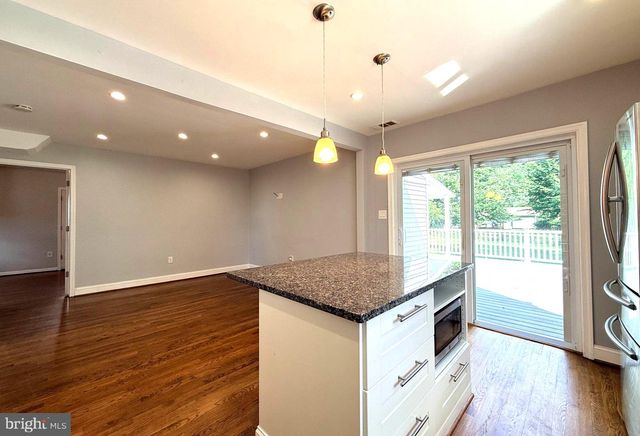 13807 EASTLAND ST, Rockville, MD 20853