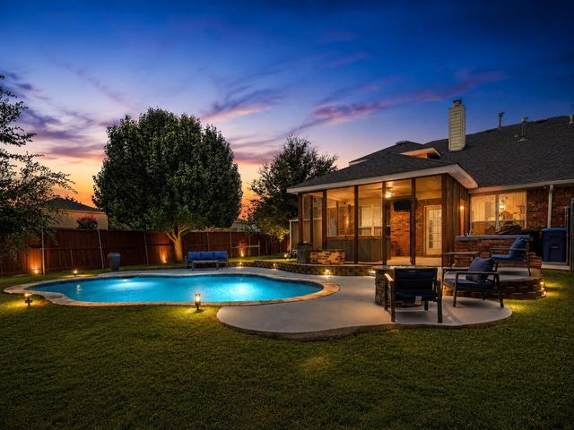 2932 Lost Creek Court, Rockwall, TX 75032