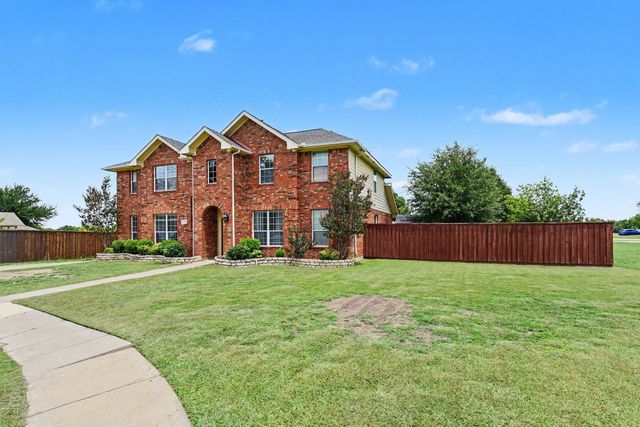 2932 Lost Creek Court, Rockwall, TX 75032