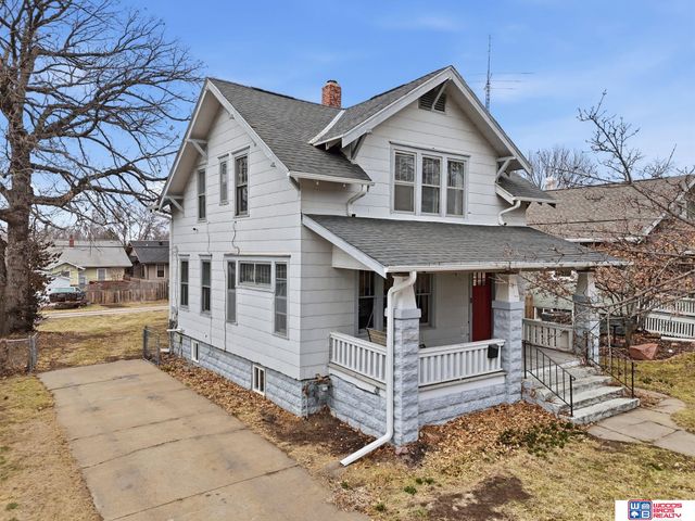1003 S 34th Street, Lincoln, NE 68510