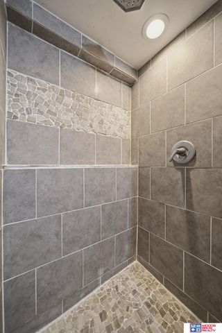 1003 S 34th Street, Lincoln, NE 68510