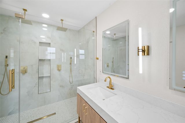 9019 Kapri Lane, Houston, TX 77025