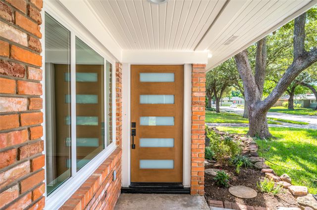 9019 Kapri Lane, Houston, TX 77025