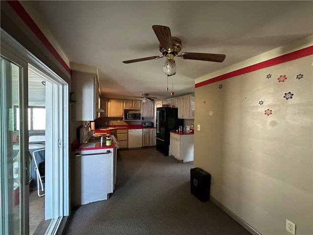 1104 Cherry St, Latrobe, PA 15650