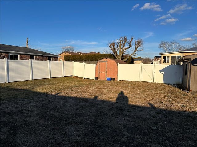 1104 Cherry St, Latrobe, PA 15650