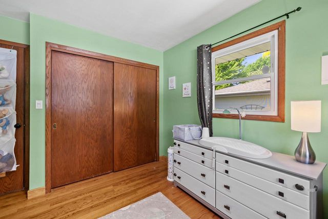 21 Crestwood DRIVE, Elkhart Lake, WI 53020