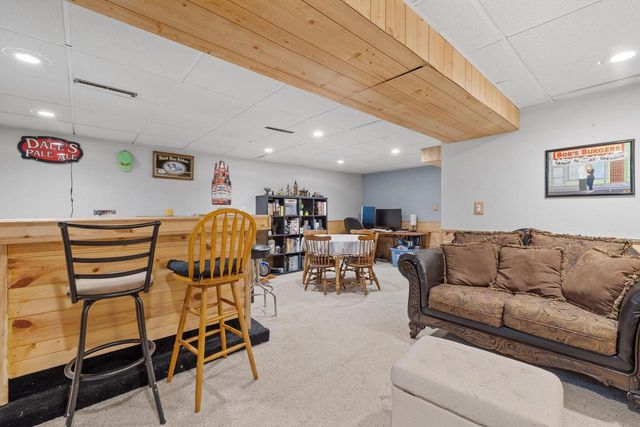 21 Crestwood DRIVE, Elkhart Lake, WI 53020