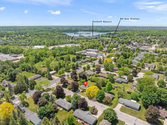 21 Crestwood DRIVE, Elkhart Lake, WI 53020