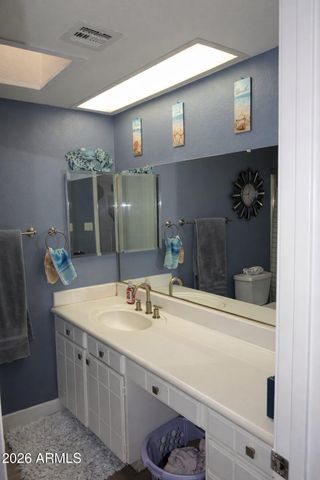 8318 W TURNEY Avenue, Phoenix, AZ 85037