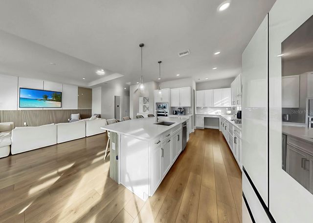 5407 DEL CORONADO DRIVE, Apollo Beach, FL 33572