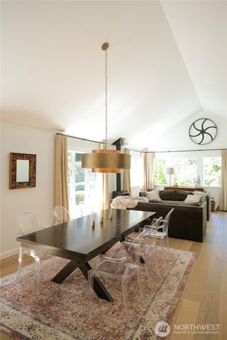 5932 California Avenue SW, Seattle, WA 98136