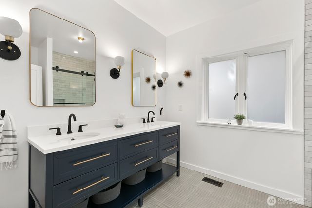 5932 California Avenue SW, Seattle, WA 98136