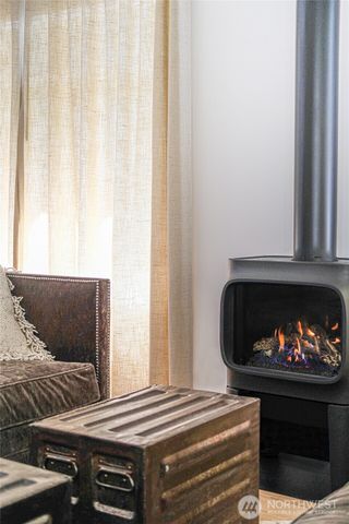 5932 California Avenue SW, Seattle, WA 98136