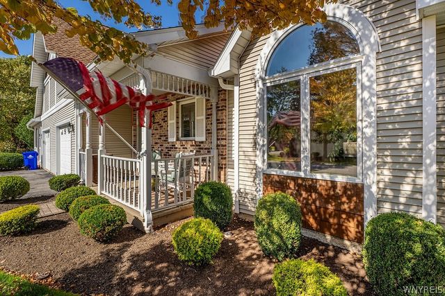 3 Spicebush Lane, Amherst, NY 14221