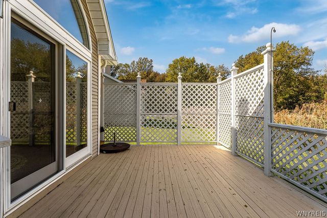 3 Spicebush Lane, Amherst, NY 14221