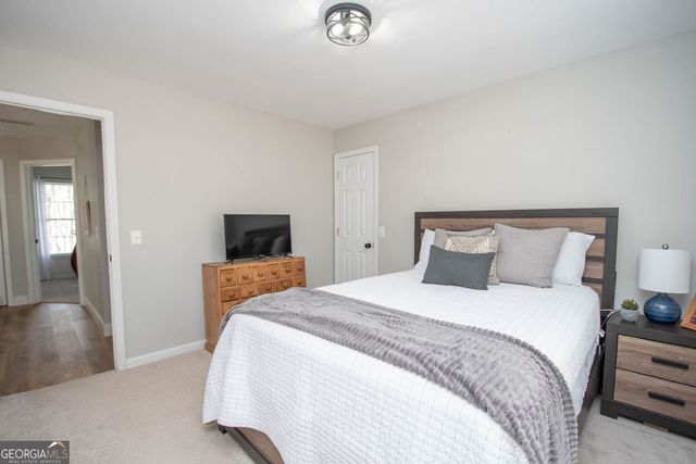 100 Spring Forest Trail, Sharpsburg, GA 30277