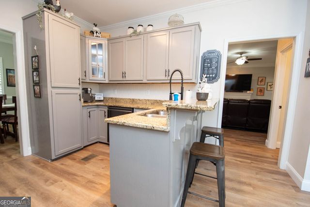 100 Spring Forest Trail, Sharpsburg, GA 30277