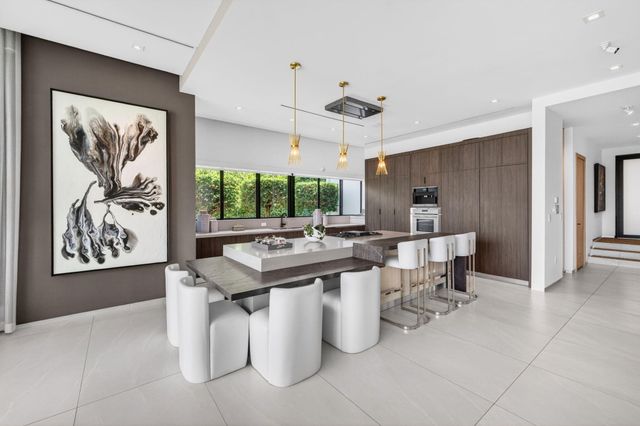1529 Middle River Drive, Fort Lauderdale, FL 33304