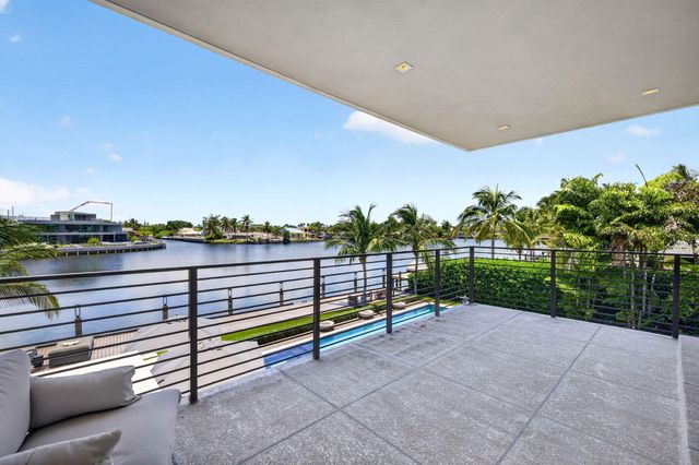1529 Middle River Drive, Fort Lauderdale, FL 33304