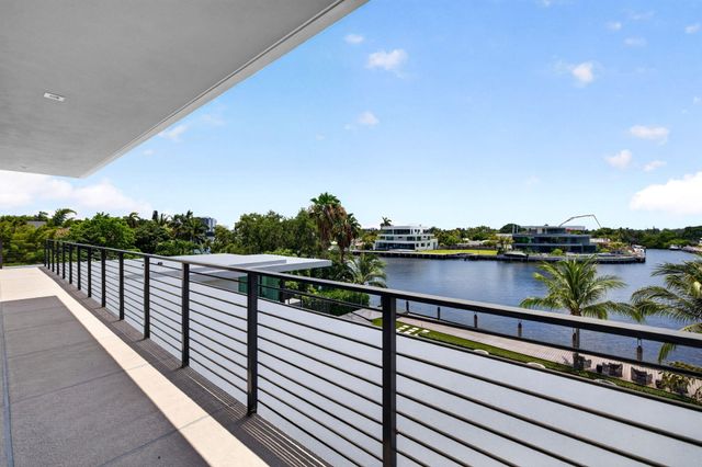 1529 Middle River Drive, Fort Lauderdale, FL 33304