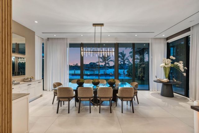 1529 Middle River Drive, Fort Lauderdale, FL 33304