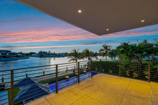 1529 Middle River Drive, Fort Lauderdale, FL 33304