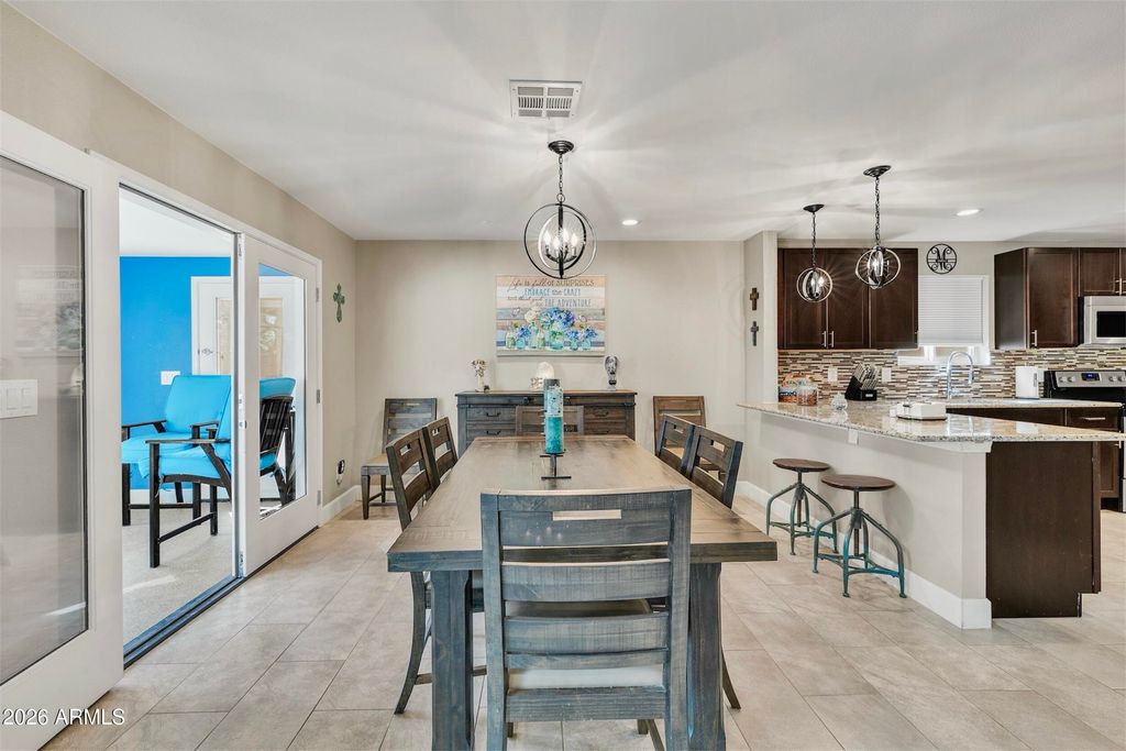Image 13 of property listing at 26409 S SADDLETREE Drive, Sun Lakes, AZ 85248