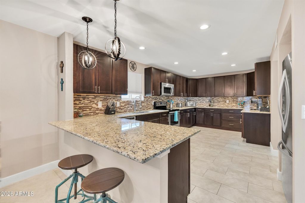 Image 15 of property listing at 26409 S SADDLETREE Drive, Sun Lakes, AZ 85248