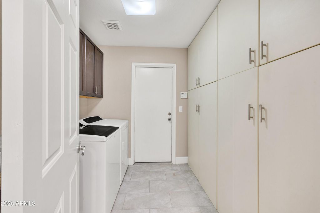 Image 21 of property listing at 26409 S SADDLETREE Drive, Sun Lakes, AZ 85248