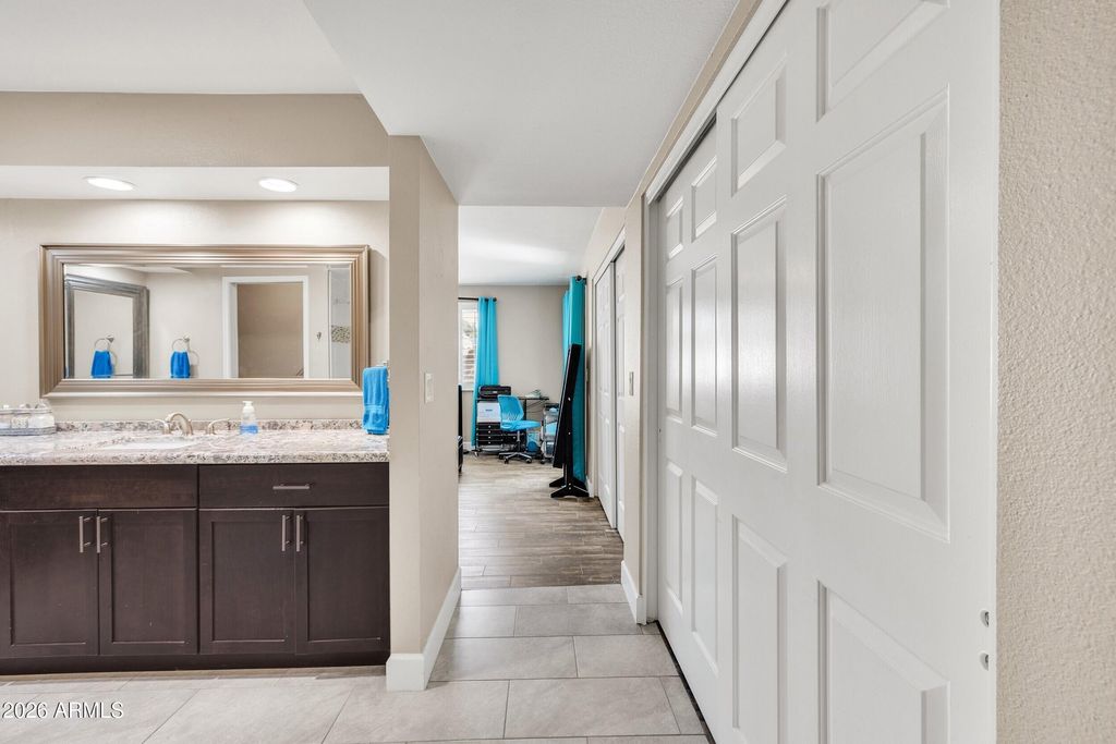 Image 24 of property listing at 26409 S SADDLETREE Drive, Sun Lakes, AZ 85248