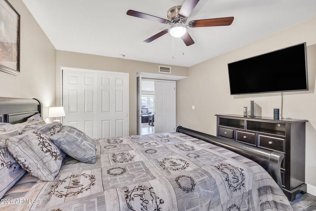 Image 32 of property listing at 26409 S SADDLETREE Drive, Sun Lakes, AZ 85248