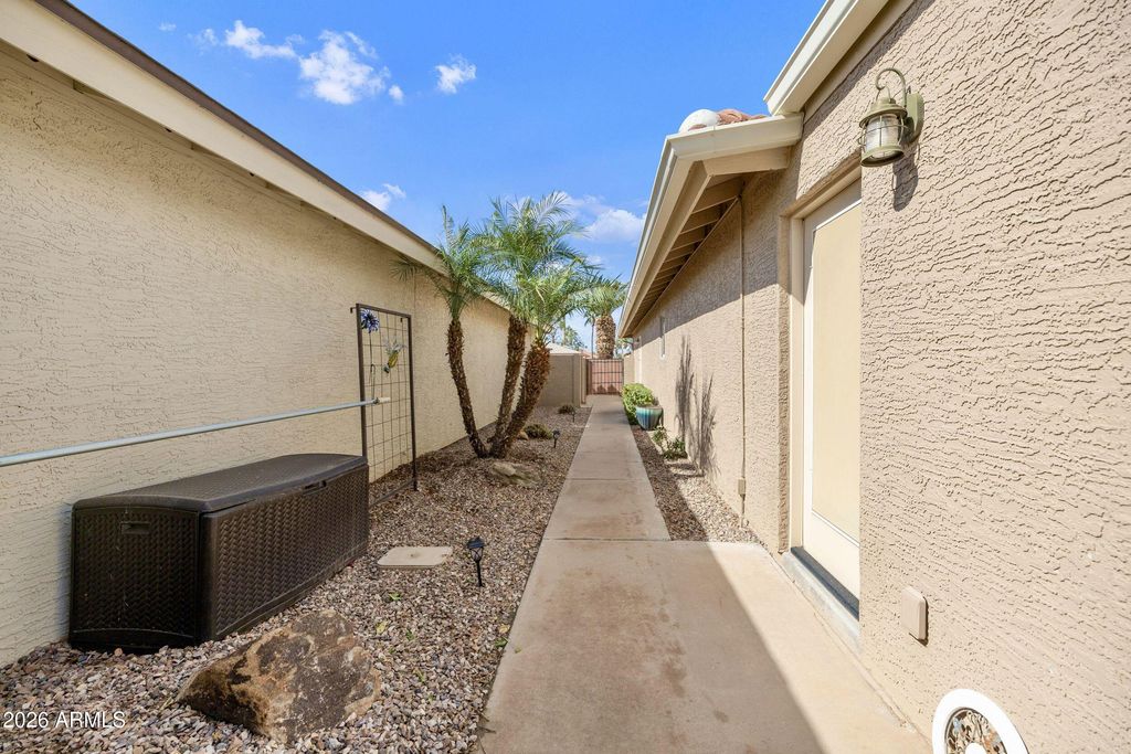 Image 42 of property listing at 26409 S SADDLETREE Drive, Sun Lakes, AZ 85248