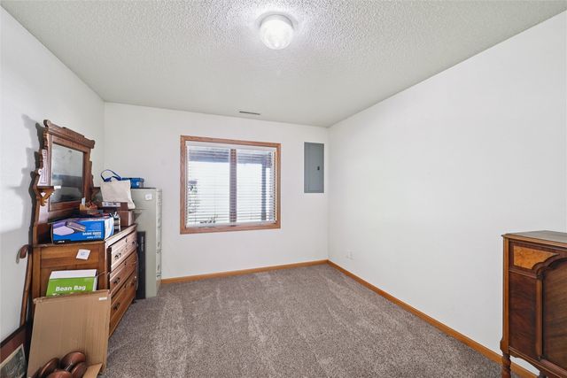 1008 Doubletree Court NE, Cedar Rapids, IA 52402