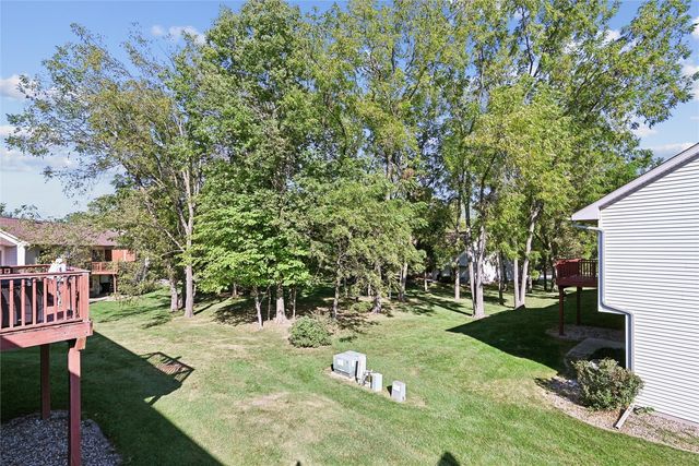 1008 Doubletree Court NE, Cedar Rapids, IA 52402