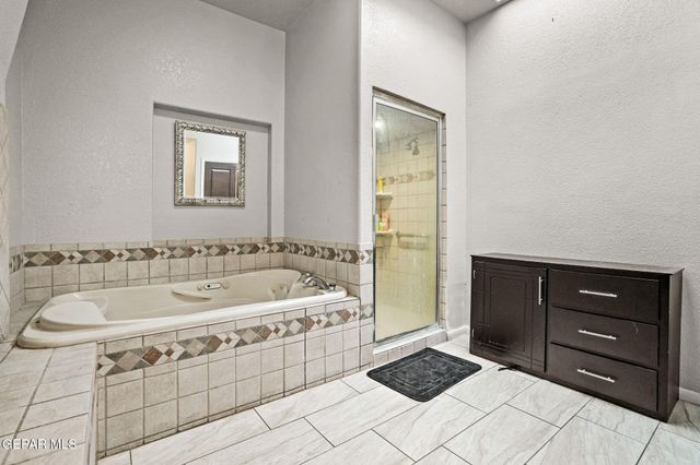540 SPRING CREST Drive, El Paso, TX 79912