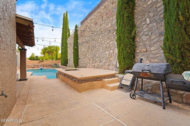 540 SPRING CREST Drive, El Paso, TX 79912