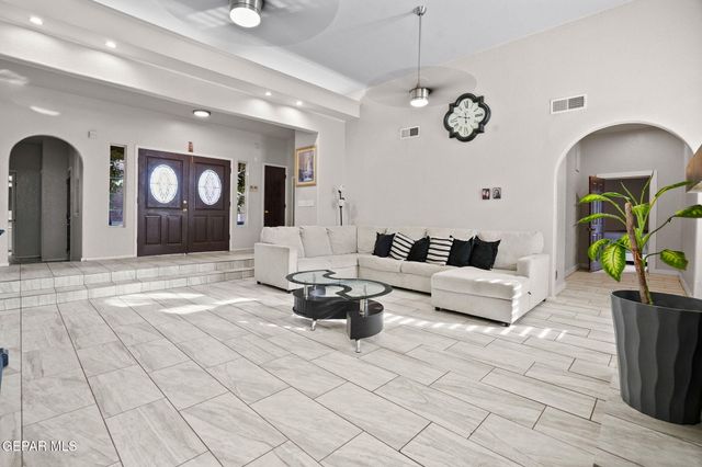 540 SPRING CREST Drive, El Paso, TX 79912