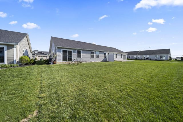 2401 Mcclouds Square, Marysville, OH 43040