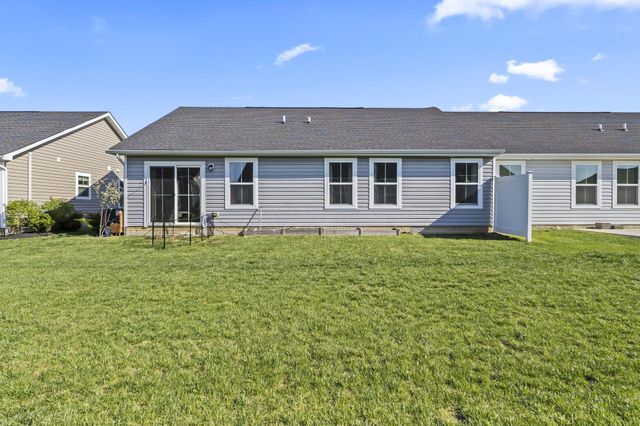 2401 Mcclouds Square, Marysville, OH 43040