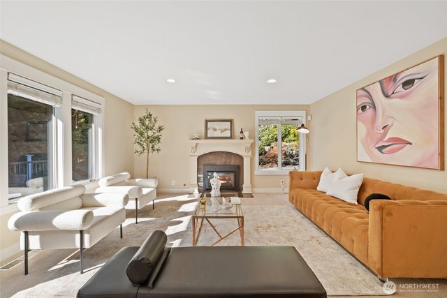 413 213th Place SE, Sammamish, WA 98074