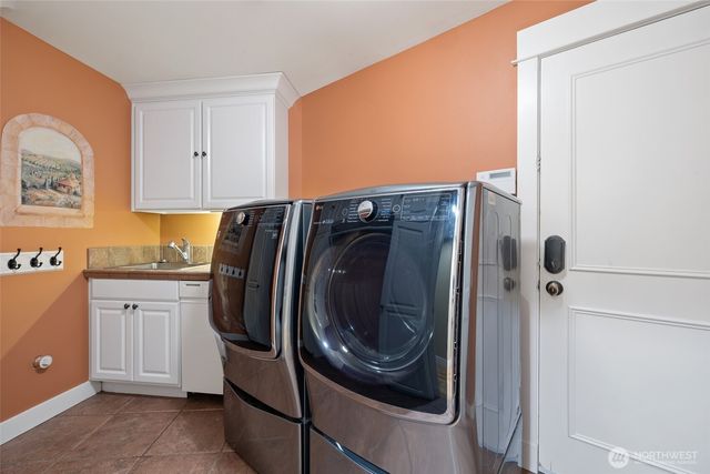 413 213th Place SE, Sammamish, WA 98074